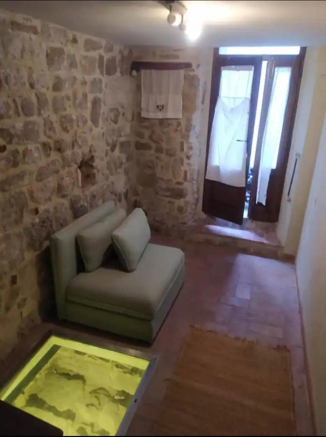 Casa Contadina In Borgo Medievale, Tuscany Monteguidi Kültér fotó
